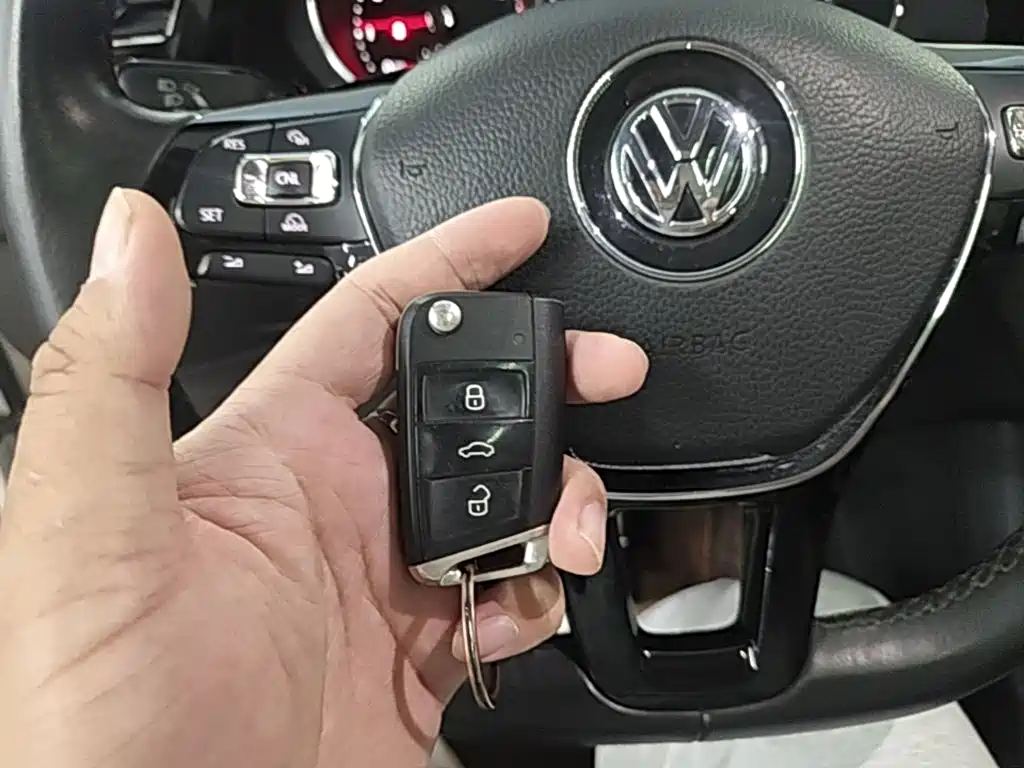 Volkswagen Tiguan L — миниатюра 9