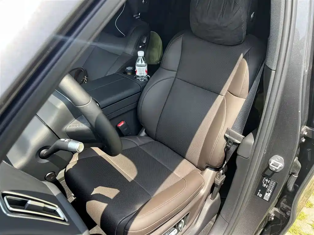 Li Auto L8 2023 Pro