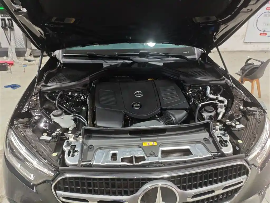 Mercedes-Benz GLC 2026 GLC 260 L 4MATIC Luxury