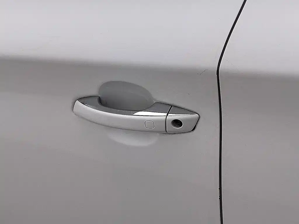 BYD MAX — миниатюра 18
