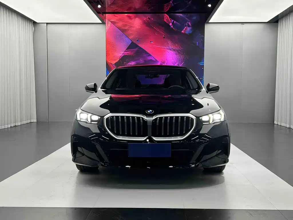 BMW 5 Series 5 2025 530Li Lead M Sport