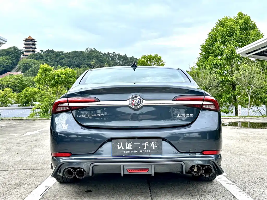 Buick LaCrosse — миниатюра 7