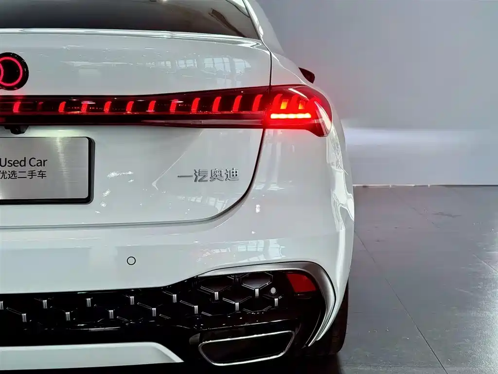 Audi A5L 2026 2.0T Smart Drive