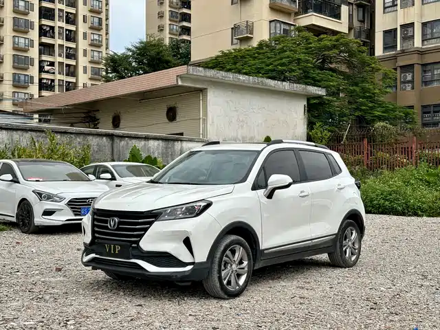 CHANGAN CS15