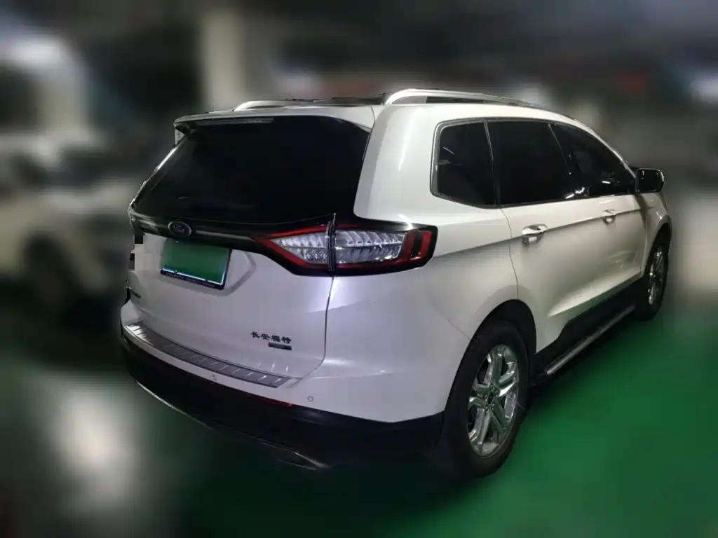 Ford Edge — миниатюра 4