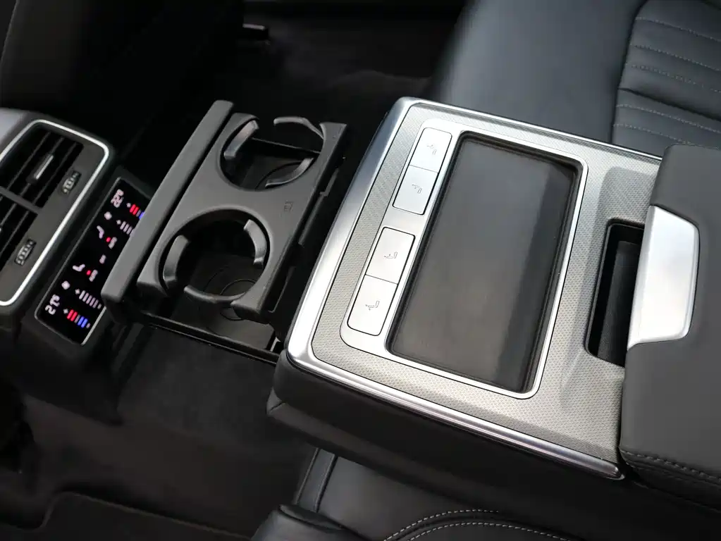 Audi A6L — миниатюра 16