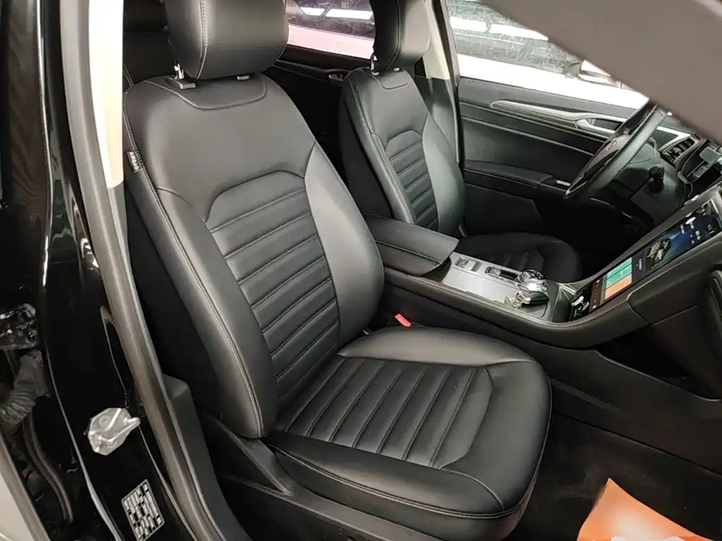 Ford Mondeo — миниатюра 25
