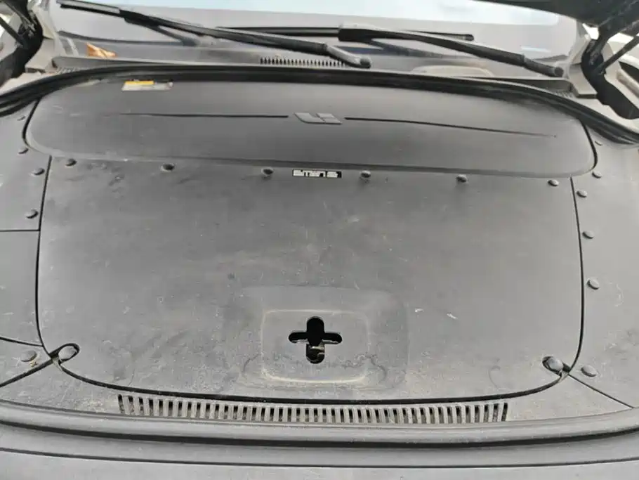 Li Auto Li ONE — миниатюра 10