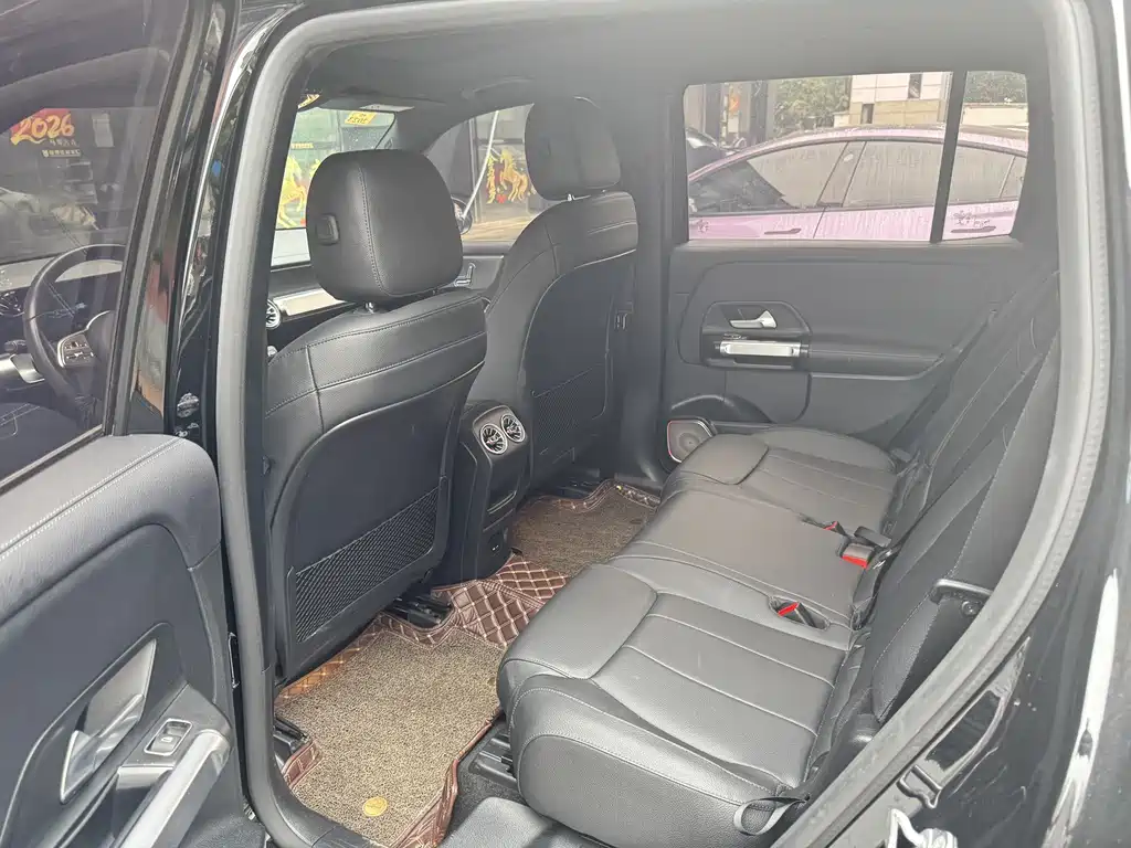 Mercedes-Benz GLB — миниатюра 3
