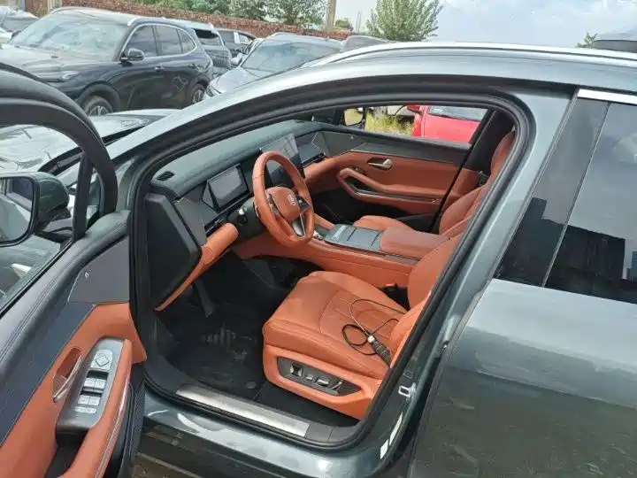BYD Tang L — миниатюра 6
