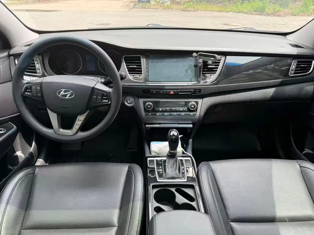Hyundai Mistra — миниатюра 10