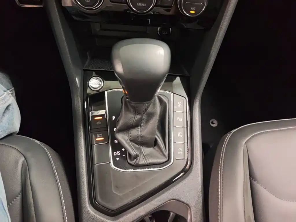 Volkswagen Tiguan L — миниатюра 19