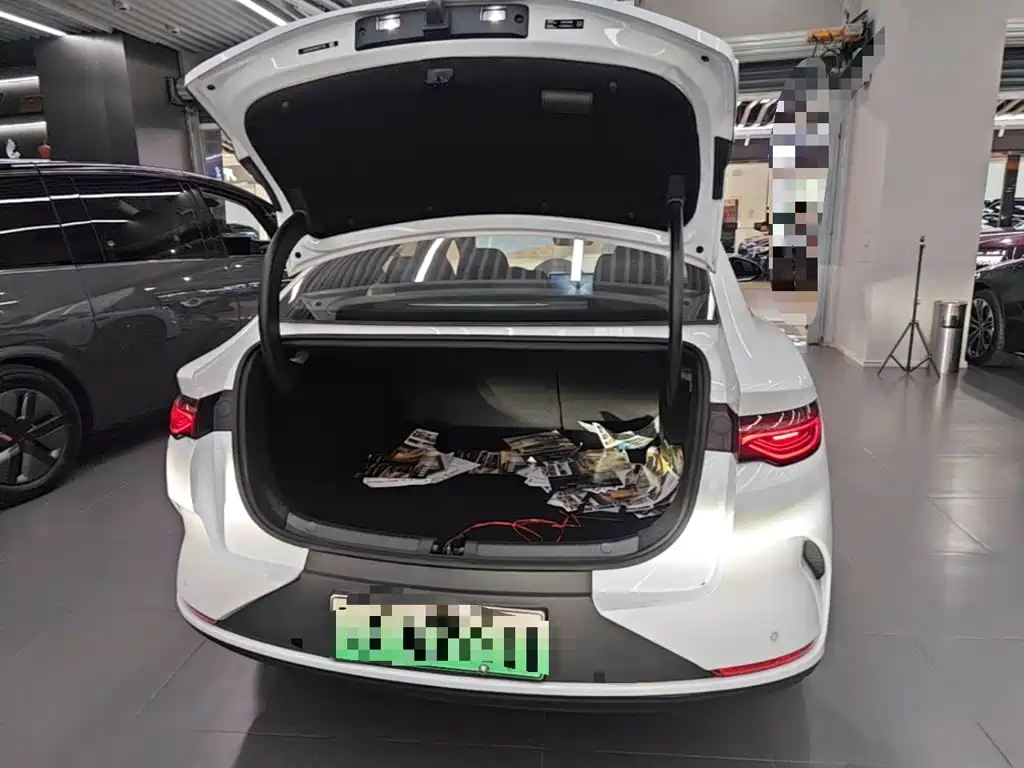 BYD Qin L — миниатюра 19