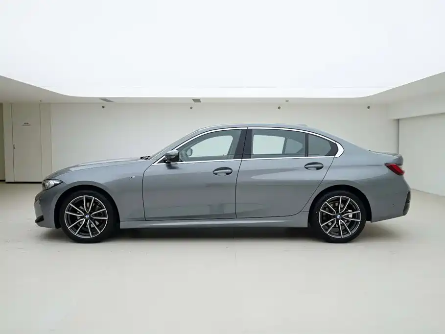 BMW 3 Series — миниатюра 3