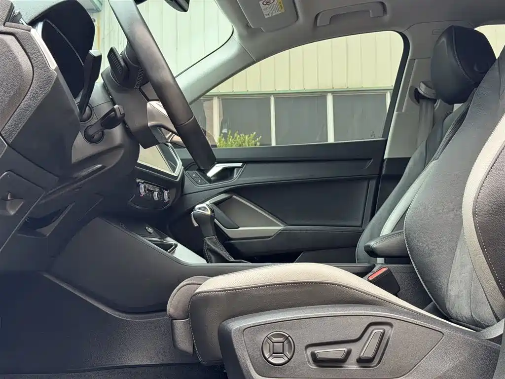 Audi Q3 2022 35 TFSI Fashion