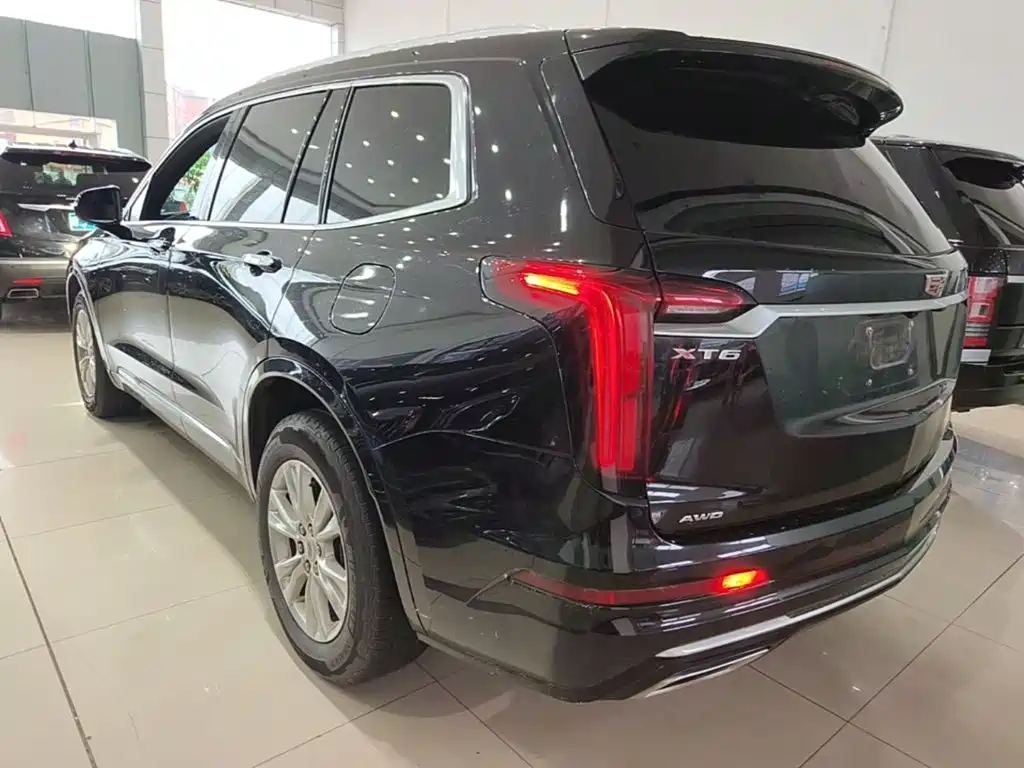 Cadillac XT6 — миниатюра 5