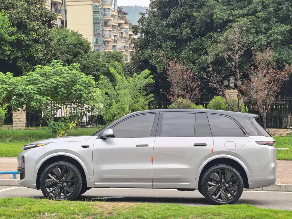 Li Auto Li L8 — миниатюра 4