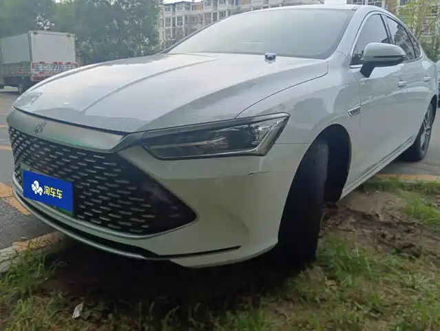 2023 BYD Qin
