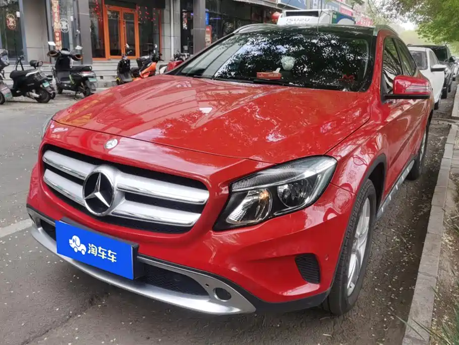 Mercedes-Benz GLA 2016