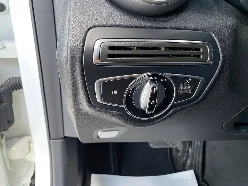 Mercedes-Benz GLC 2016 GLC 200 4MATIC
