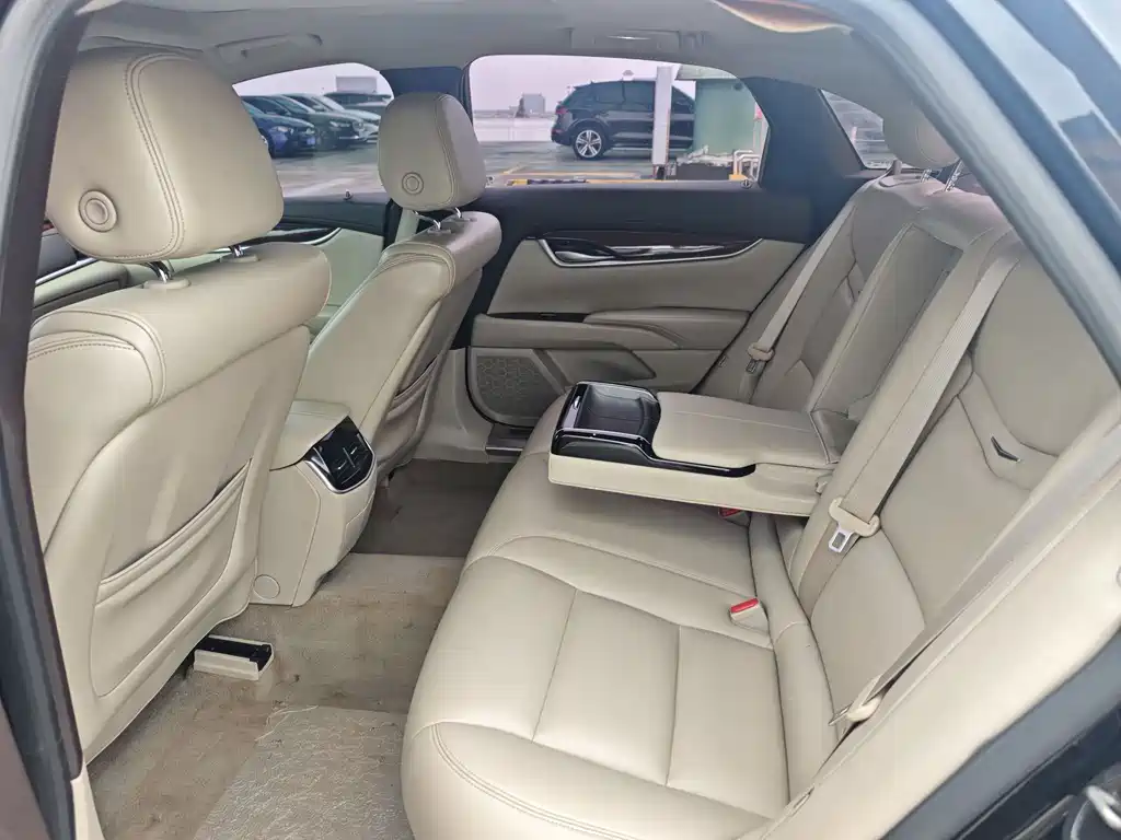 Cadillac XTS — миниатюра 10