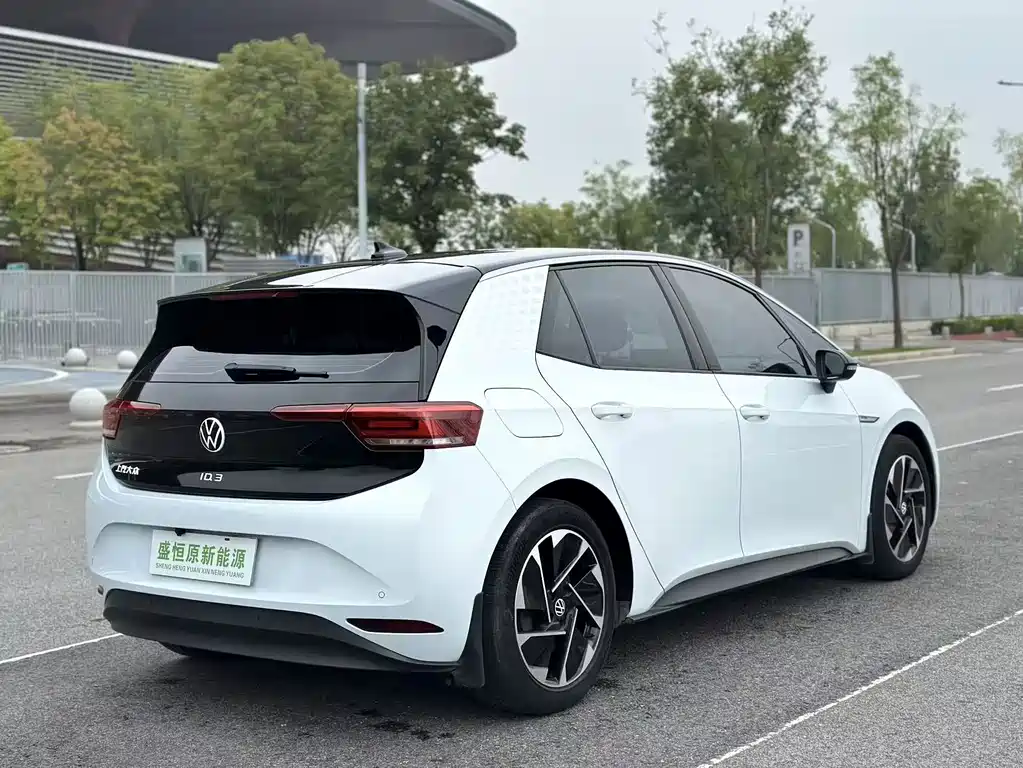 Volkswagen ID.3 — миниатюра 8