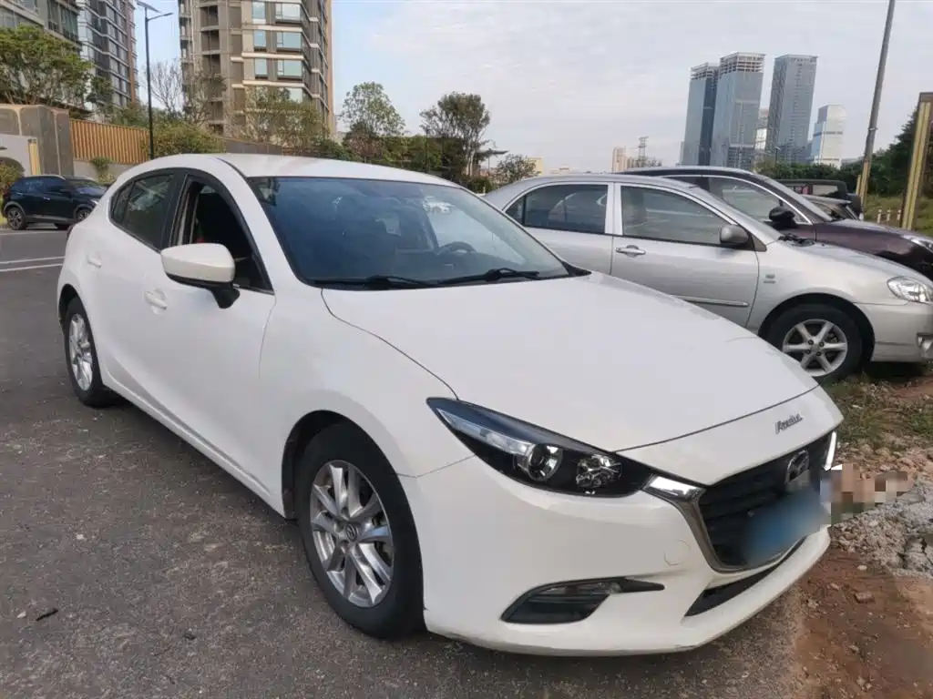 MAZDA 3 ANGKESAILA