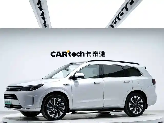 HONGMENG ZHIXING ASK THE WORLD M7 2024