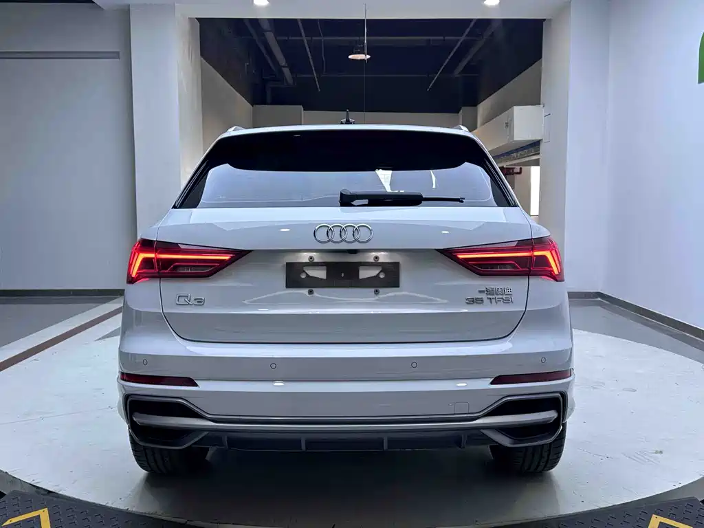 Audi Q3 — миниатюра 5