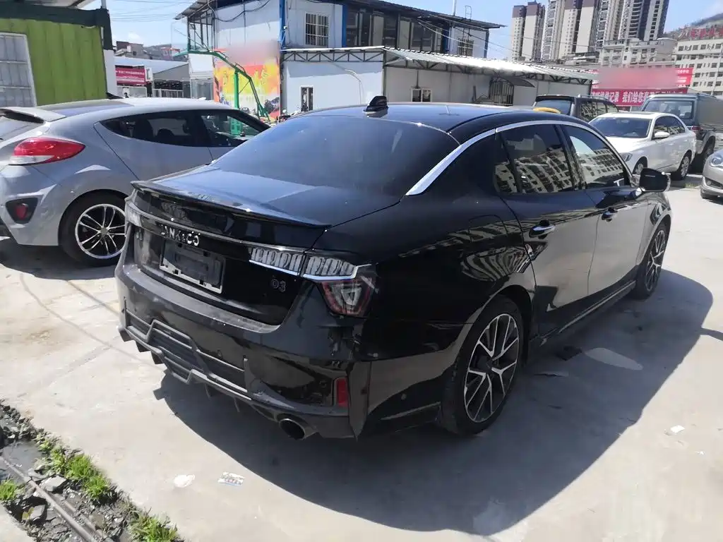 Lynk & Co 03 2019 2.0TD AT Pro