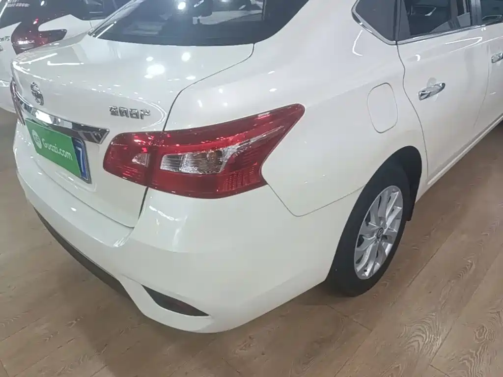 Nissan Sylphy — миниатюра 8