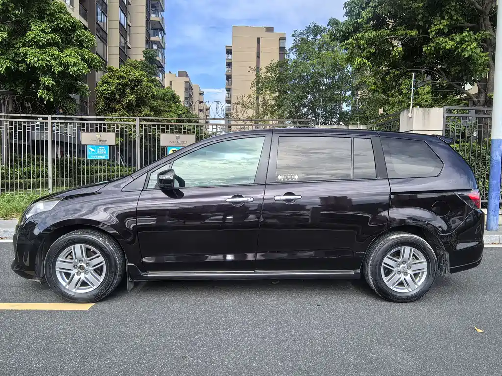 Mazda 8 2015 2.5L