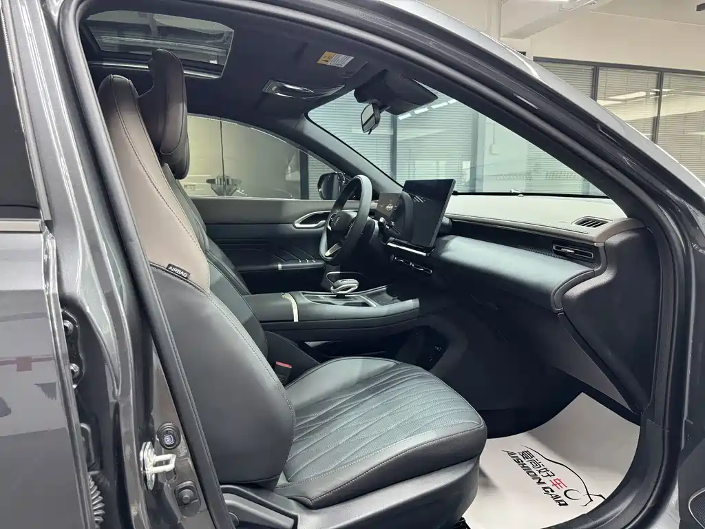 Changan Eado — миниатюра 10