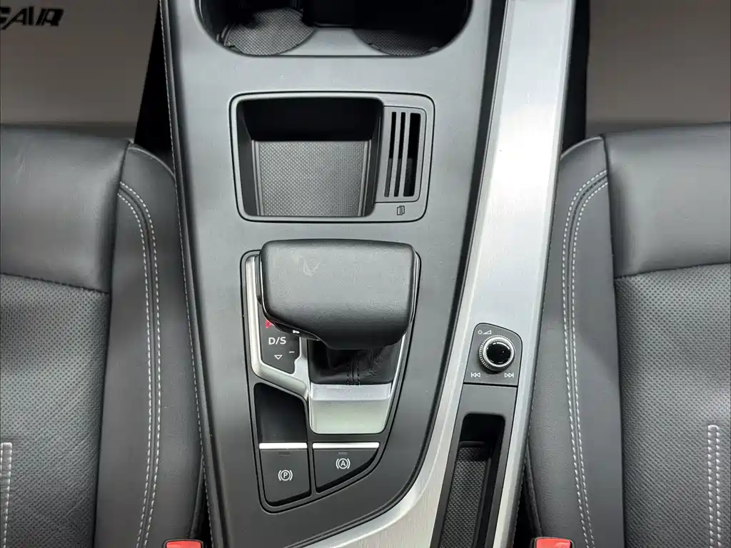 Audi A4L — миниатюра 15