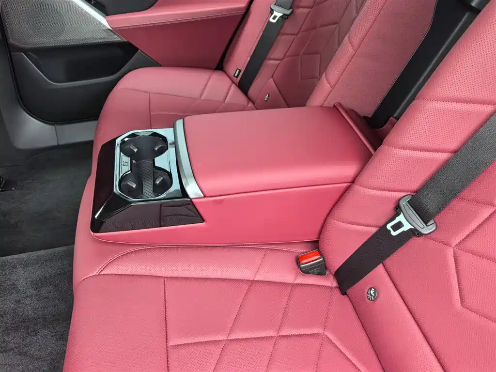 BMW i5 — миниатюра 16