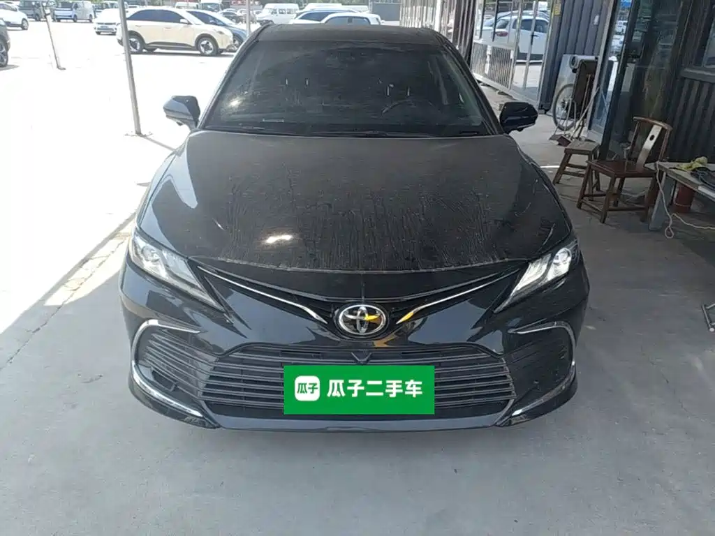 Toyota Camry — миниатюра 3