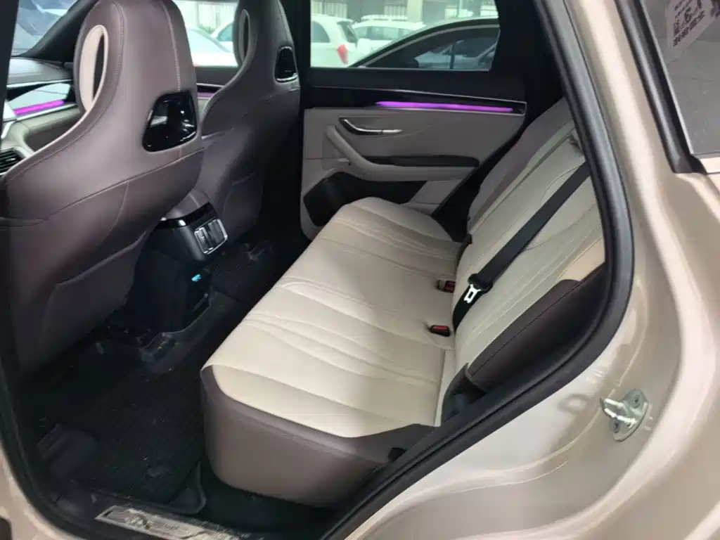 BYD PLUS New Energy — миниатюра 17