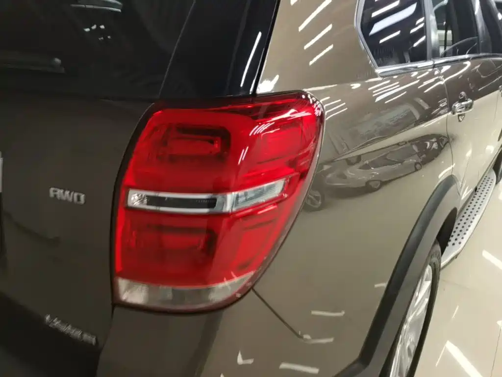 Chevrolet Captiva — миниатюра 8