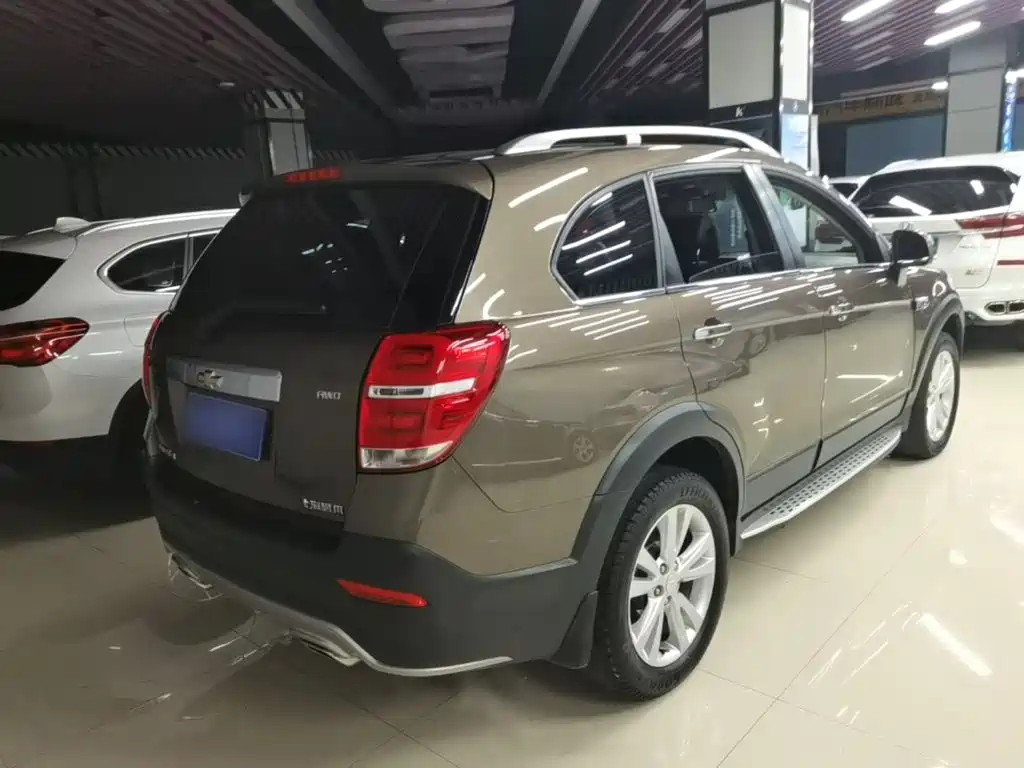 Chevrolet Captiva — миниатюра 7