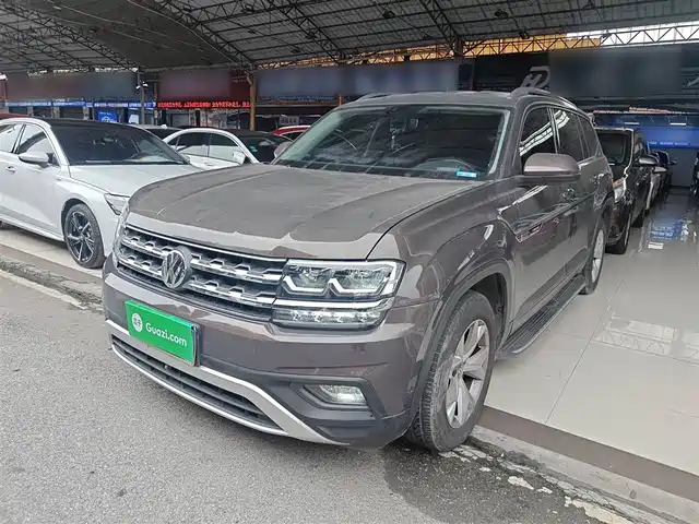 VOLKSWAGEN TOURANG 2020