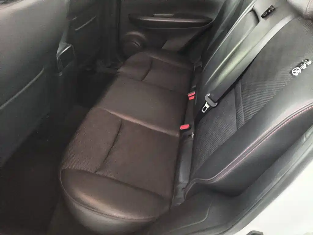 Nissan Qashqai — миниатюра 17