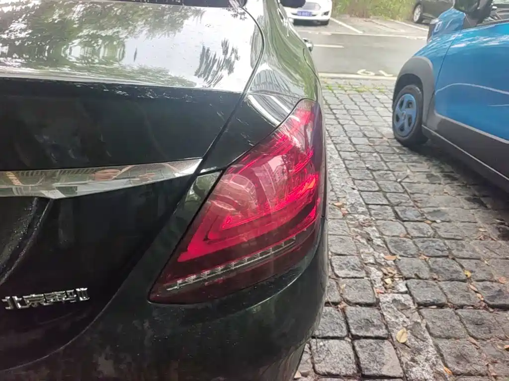 Mercedes-Benz C-Class — миниатюра 8