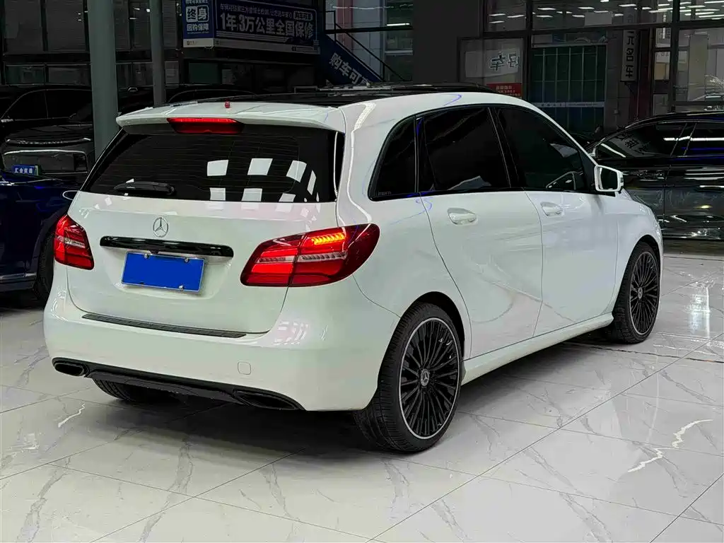 MERCEDES-BENZ B CLASS