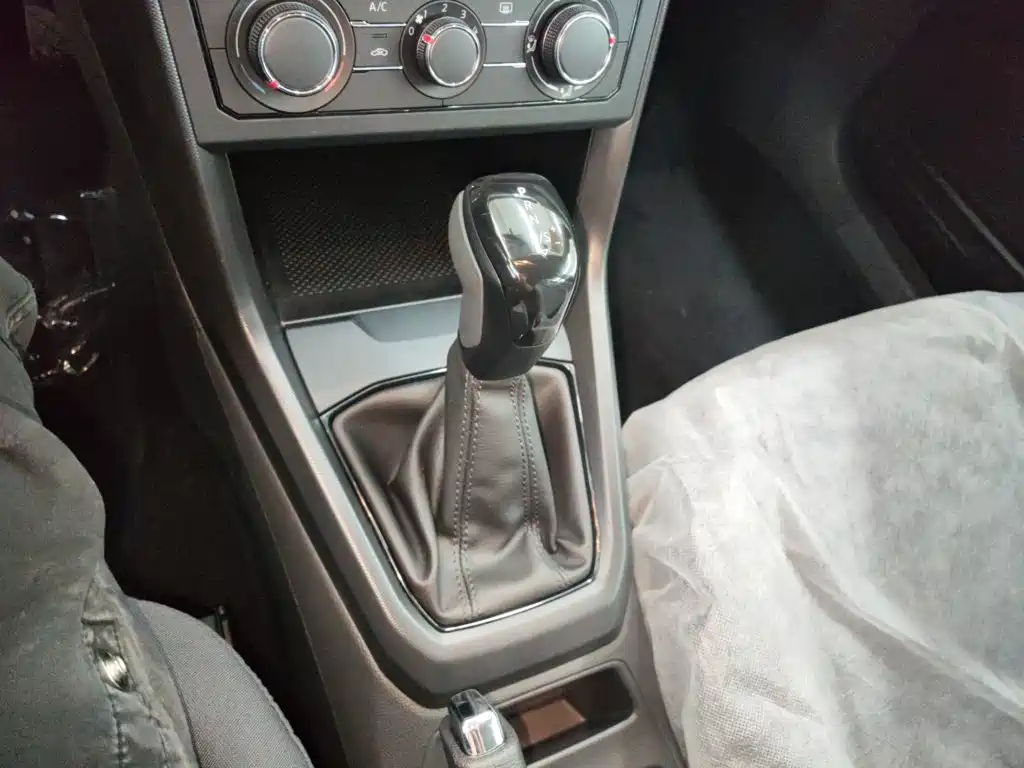 Volkswagen T-Cross 2023 1.5L AT