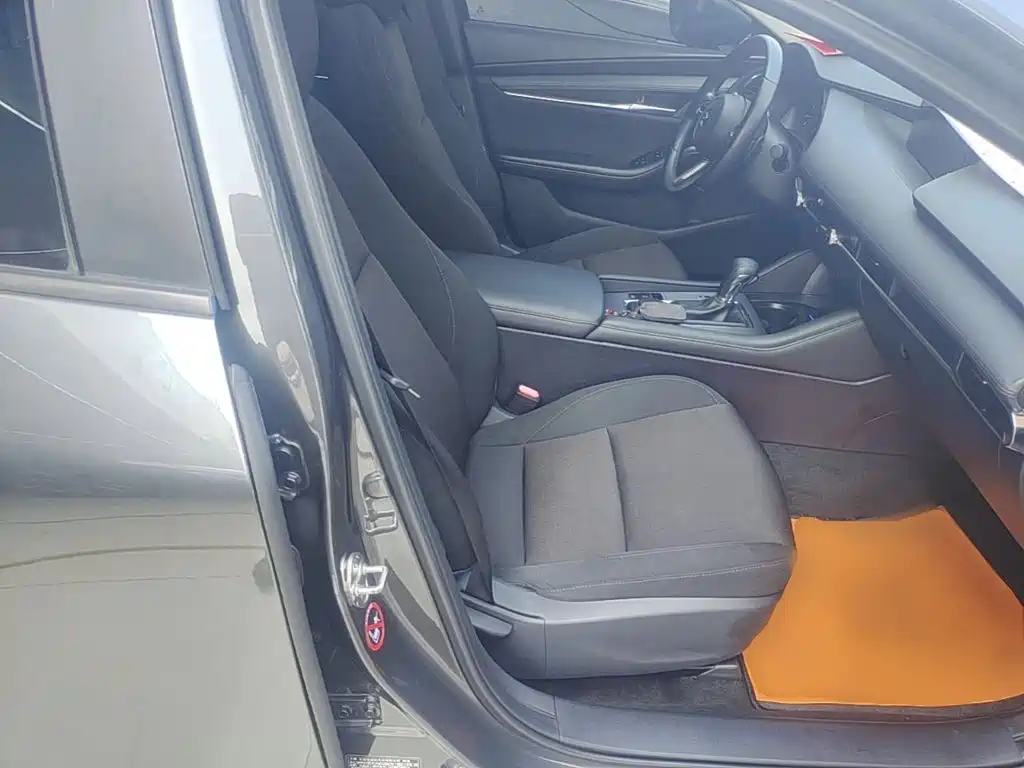 Mazda 3 Axela — миниатюра 25