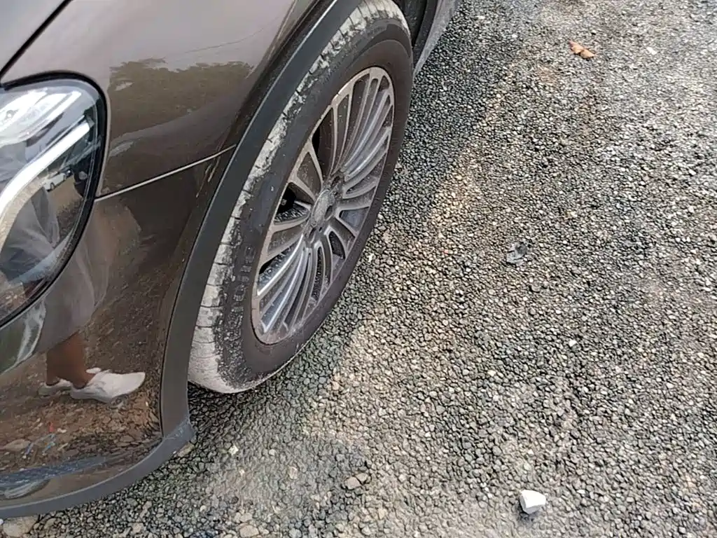 Mercedes-Benz GLC — миниатюра 23