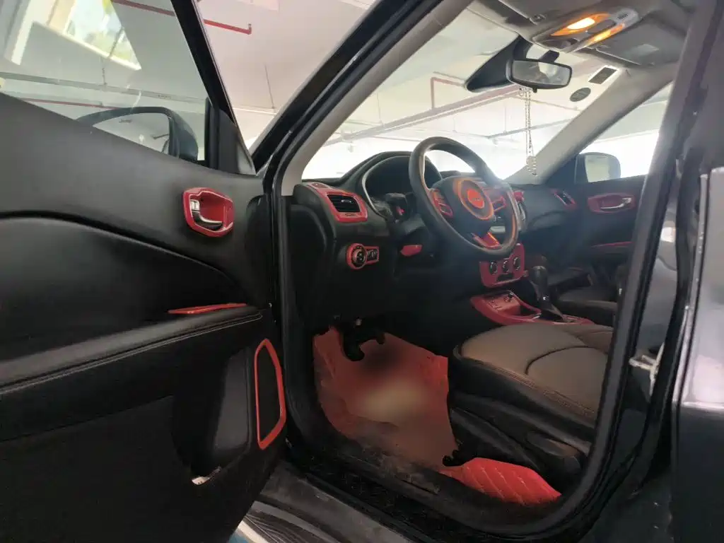 Jeep Compass — миниатюра 17