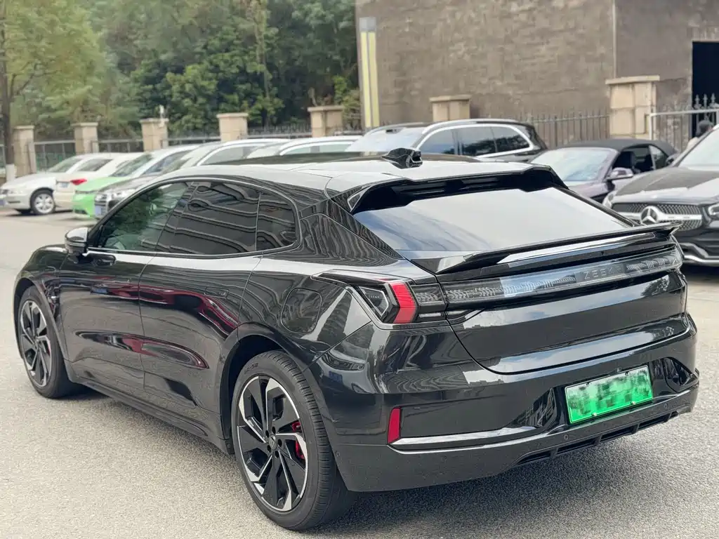 ZEEKR EXTREME KRYPTON 001