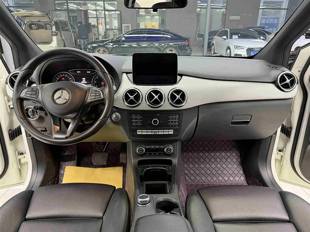 MERCEDES-BENZ B CLASS