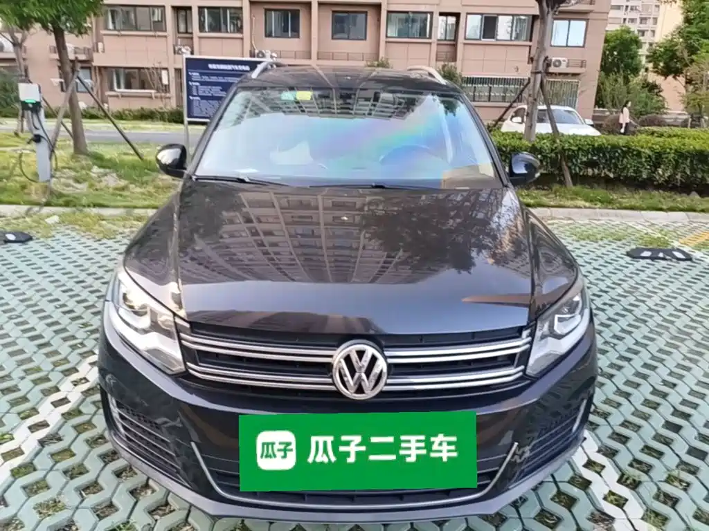 Volkswagen Tiguan — миниатюра 3